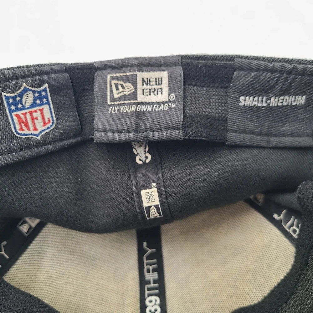 New Orleans Saints Hat Fitted S-M New Era 39Thirty Black Gold NFL Football Men‎